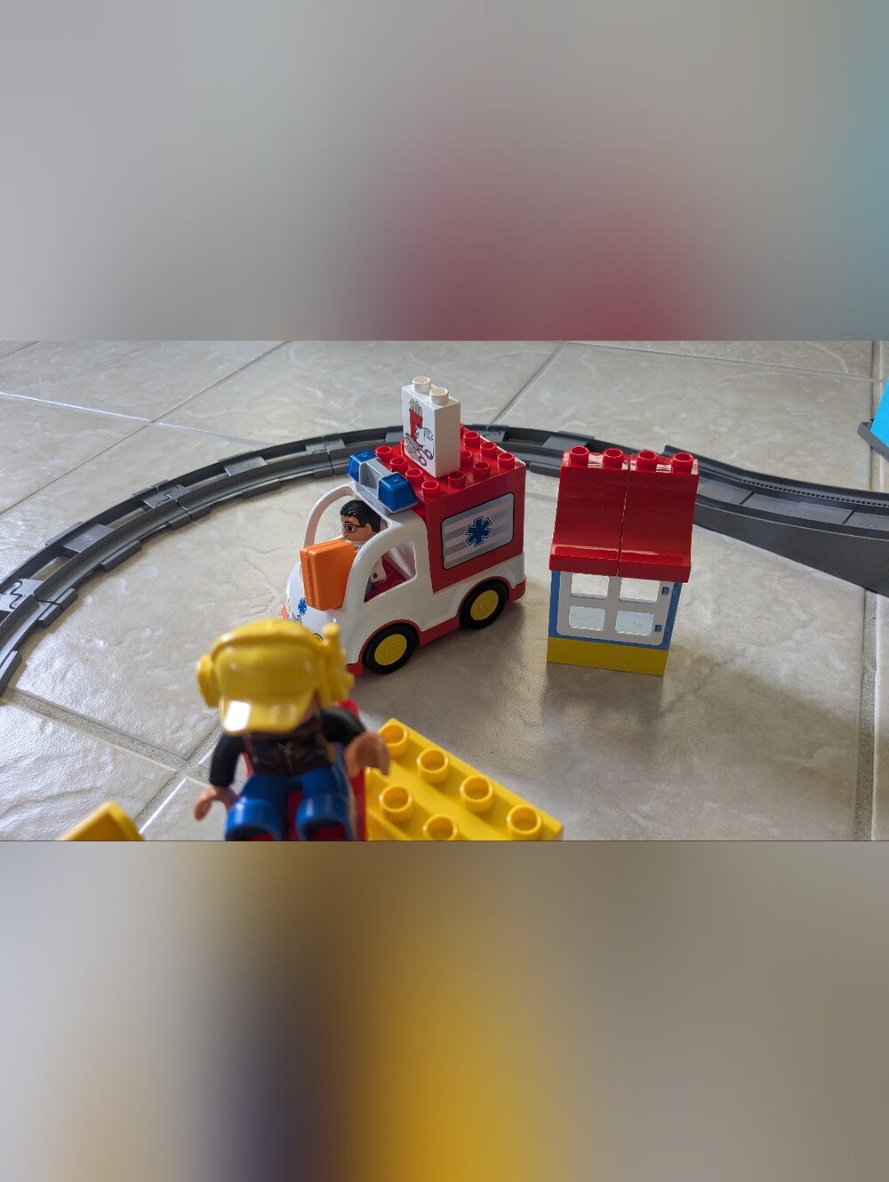Lego Duplo City Train Set - Picture 7 of 10
